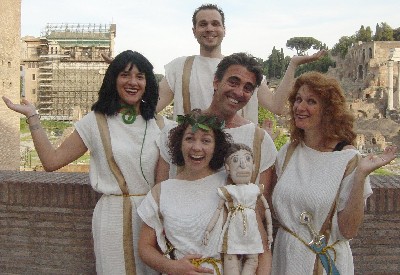 Front: Denise & Lepidus. Middle: Giulia, Eric & Dy. Back: Rob